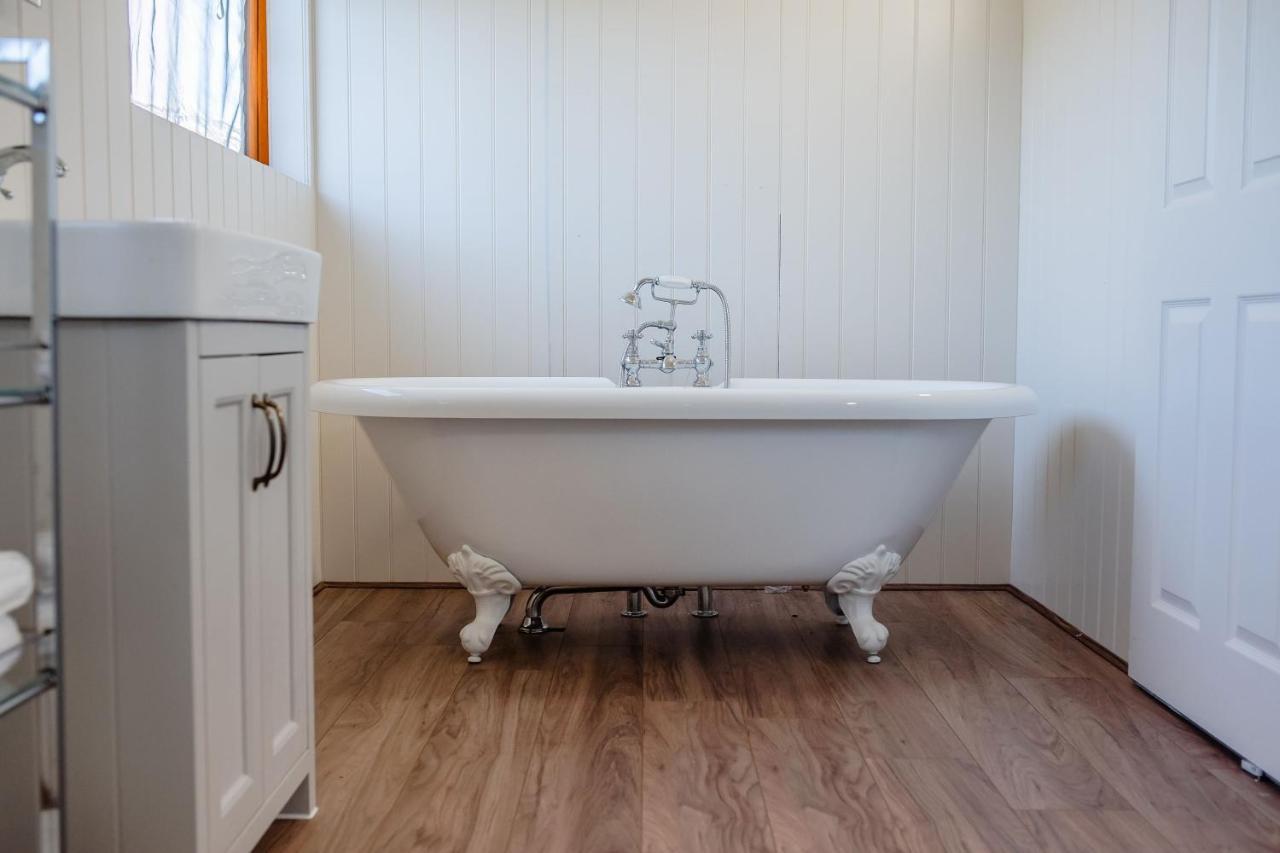 Hencote Vineyard Glamping Village Shrewsbury Zewnętrze zdjęcie